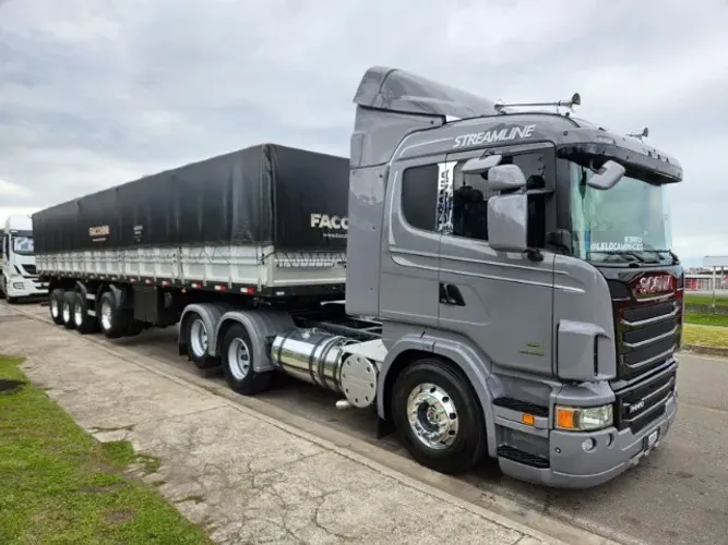 Scania R440 6x2 Ano 13 Automático  Ar Cond + 4 eixo Facchini Tampa Alumínio ano 23 13.5mts