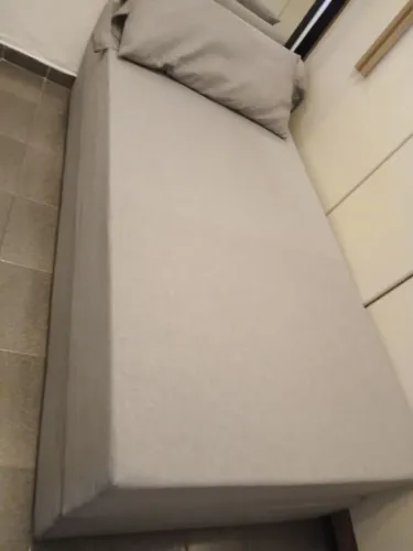 Cama de solteiro com colchão