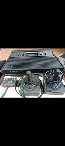 Atari 2600 - Video Game System