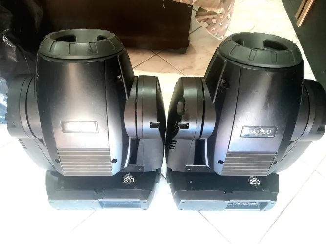 Par Moving Mac 250 watts Martin
