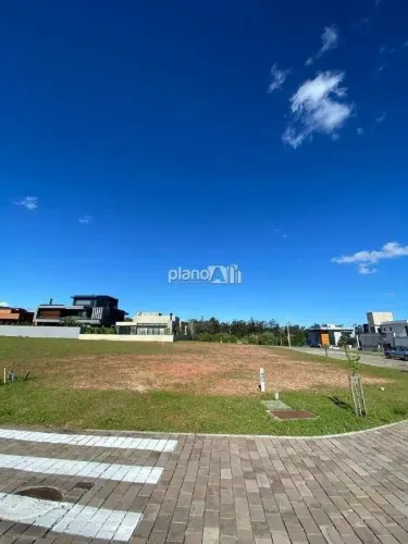 Terreno em condomínio Prado Los Álamos à venda, com 607,38m², - Prado BairroCidade (Barro