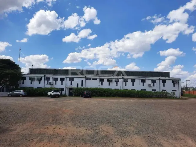 Locação de Industrial / Galpão na cidade de São Carlos