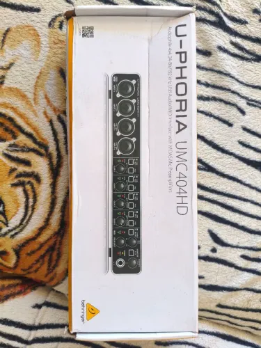 U-PHORIA UMC404HD