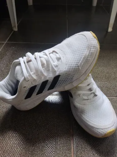 Tênis Adidas Branco