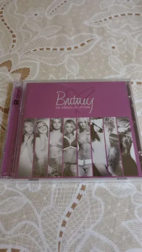 The singles collection lacrado Cd+Dvd UK