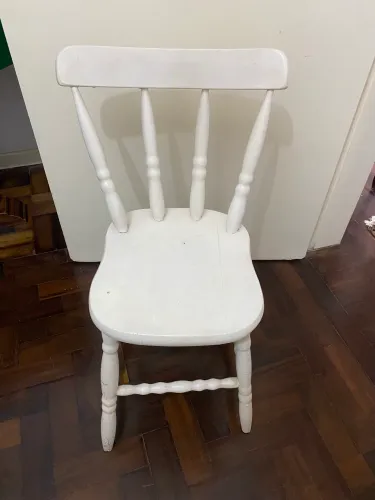 Cadeira Infantil em Madeira