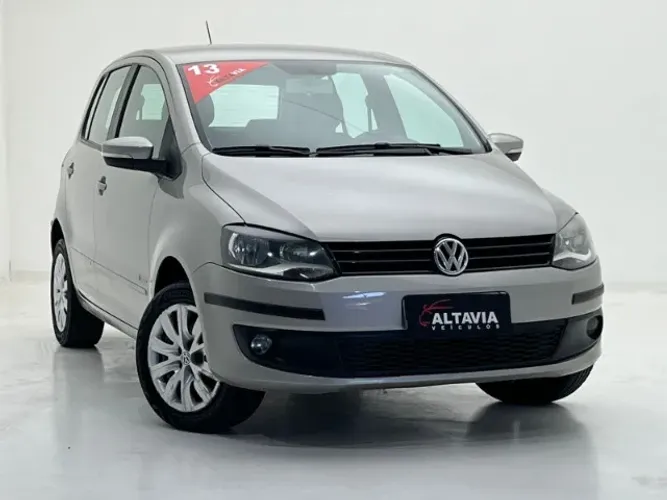 Volkswagen Fox 1.6 MI I Motion Total Flex 8V 5P 2013