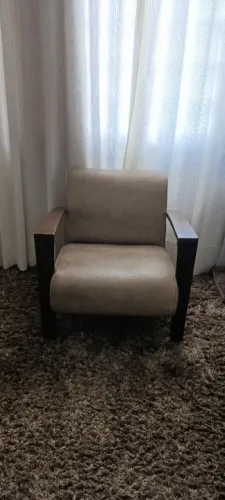 Poltrona de Couro linda e de qualidade $420