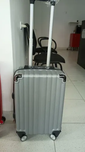 Mala de viagem 10kg (padrão LATAM)