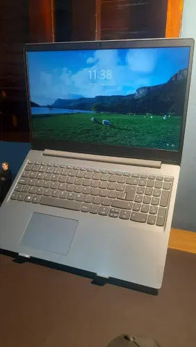 Lenovo Ideapad S145 - 15IWL