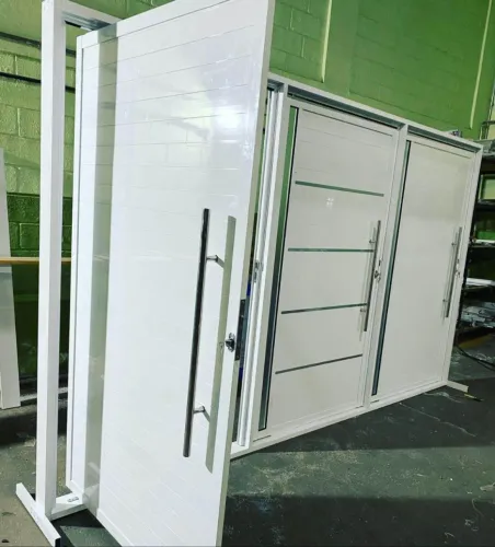 PORTAS DE ALUMÍNIO BRANCAS - LINHA 25 - A PARTIR DE R$600