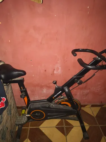 BICICLETA ERGOMÉTRICA