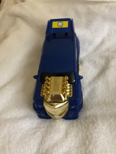 Carro bate hot wheels