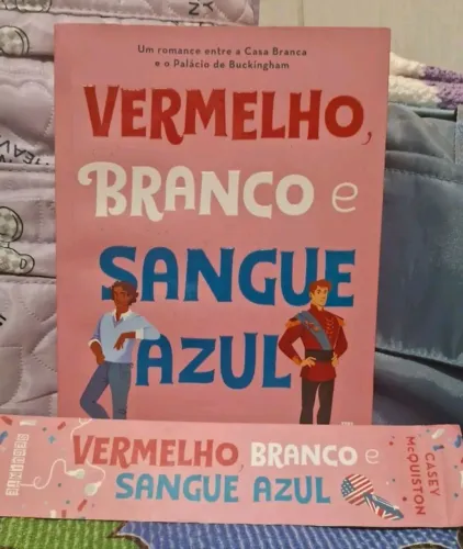Vermelho, Branco e Sangue Azul