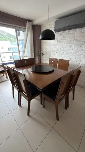 Mesa 8 lugares