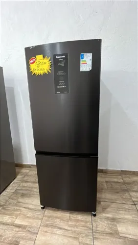 Geladeira Panasonic inox