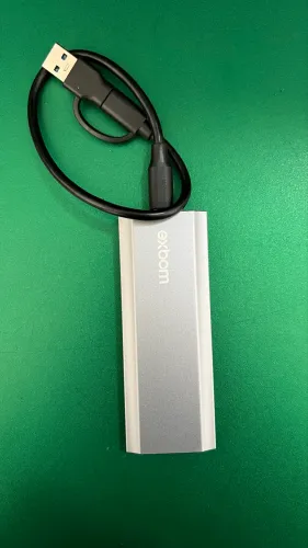 SSD EXTERNO DE 512 GB