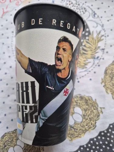 Copo vasco Maxi Lopez 