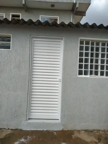 Aluguel de kitnet. Próximo ao Hospital de Samambaia. HRSAN.QSC 19 .