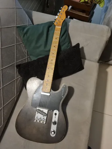 Guitarra tele caster hand mad.