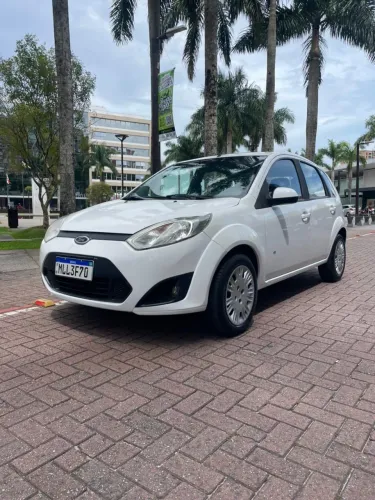 Ford Fiesta SE 1.6 8V Flex 5P 2014