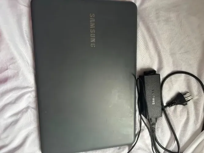 notebook sansung ,core i7,ssd ,240 gb,8gb DDR4,HDMI.