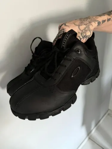 Botinha Oakley Battle