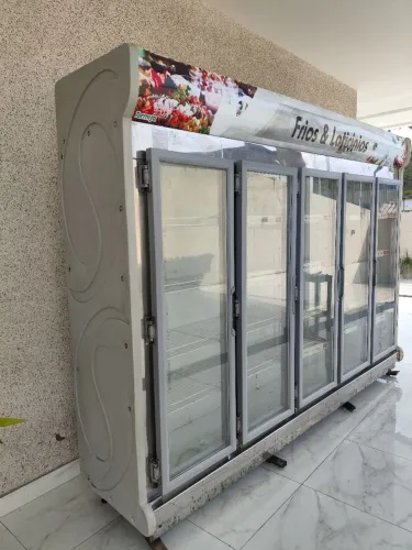 Vendo frizer pra mercadinho aceito trocar