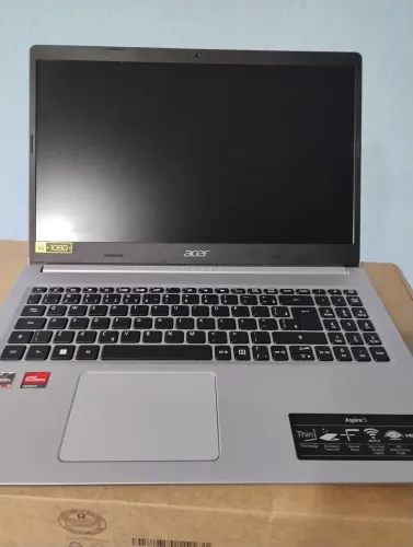 Notebook Acer aspire 5 semi-novo 2850