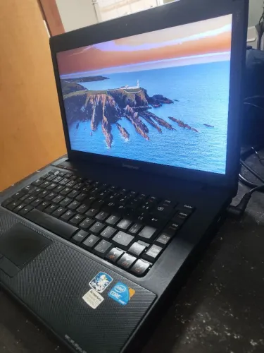 Notebook Lenovo i3 8gb ssd120 bateria boa