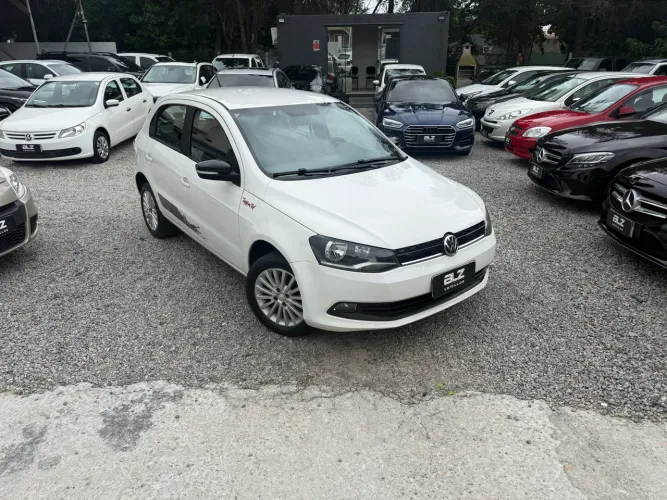 Volkswagen Gol Geração VI Rock IN RIO 1.0 8V MI Total Flex Mec. 4P 2016