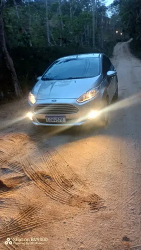 Ford Fiesta 1.6 16V Flex Aut. 5P 2014