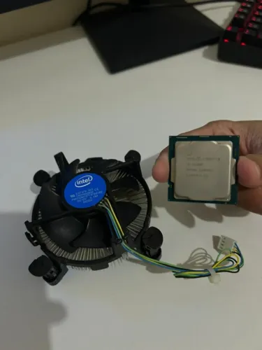 i3 10100F 10a Geração + Cooler Intel