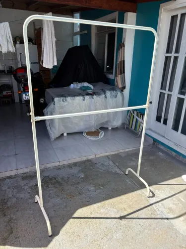 Arara para roupas
