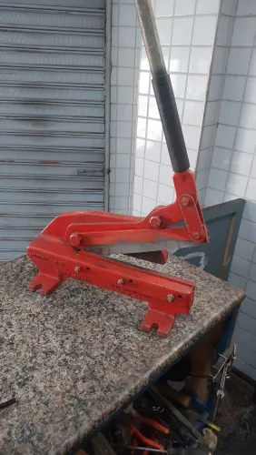 Tesoura guilhotina n°5 capacidade de corte 5mm