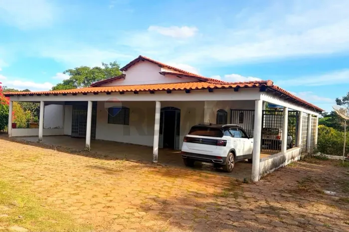 Chácara Produtiva com 20.112m² em Alexandre Gusmão | Casa 3 Quartos | Hortaliças, Galinhei