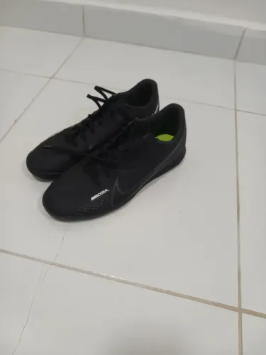 Chuteira nike