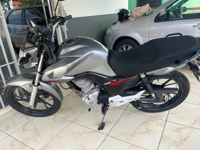 Vendo essa FAN160 ano 2021