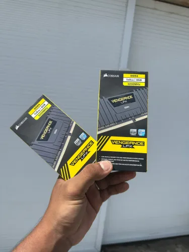 Memoria ram ddr4 2x8 3200mhz Corsair Vengeance