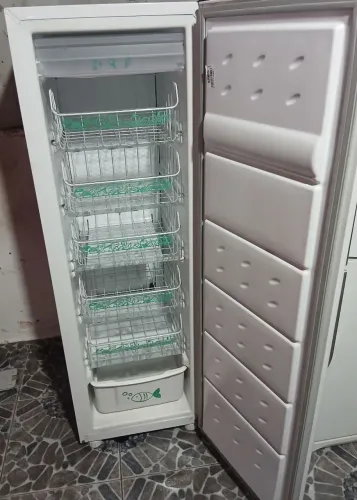 Freezer conso 142 l 220vol