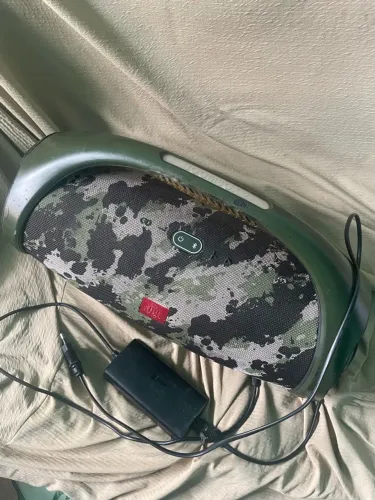 Caixa de som Jbl original toda boa
