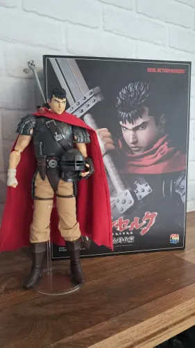 Guts (rah No.636) - 1/6 - Medicom Toy Versão Bando Do Falcão