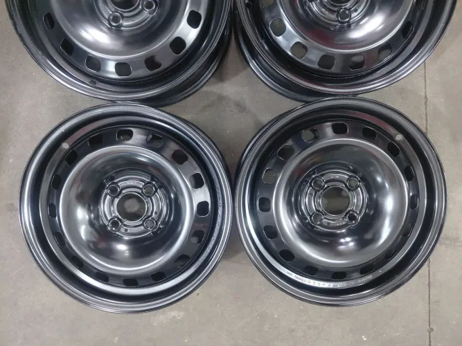 RODAS COM CALOTAS GOL VOYAGE ARO 15