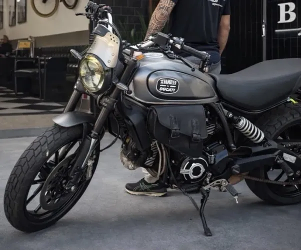 Ducati Scrambler 800cc top