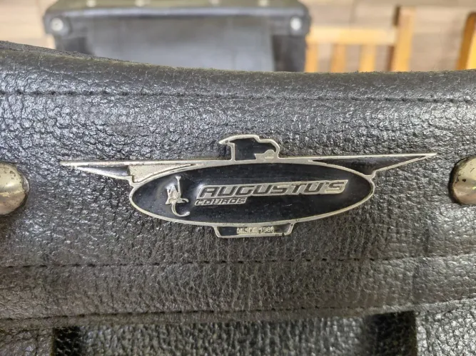 Alforge em couro moto custom
