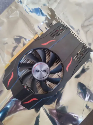 Vendo placa de vídeo RX 550 4GB