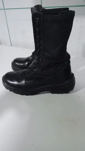 Vendo COTURNO e Tênis ? 