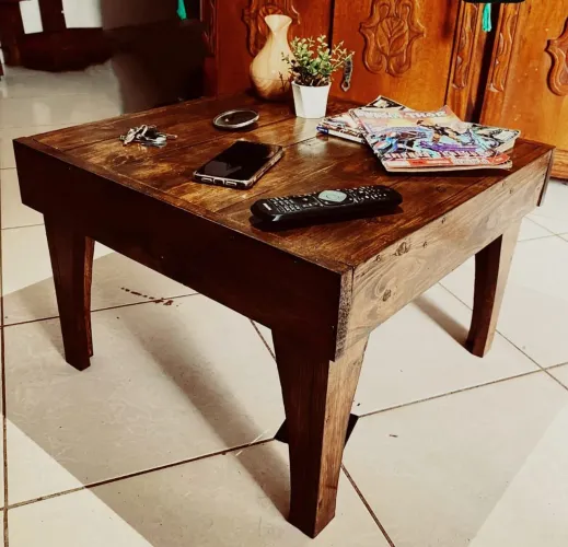 Mesa de centro rústica decorativa