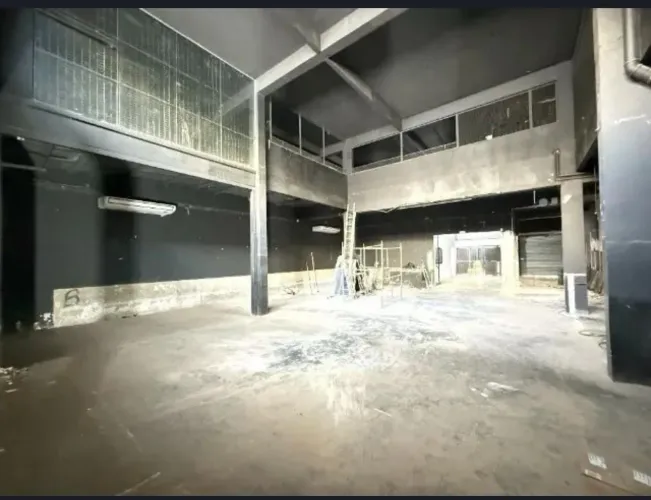 Garagem oficina para alugar