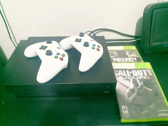 Xbox one X 1 TB